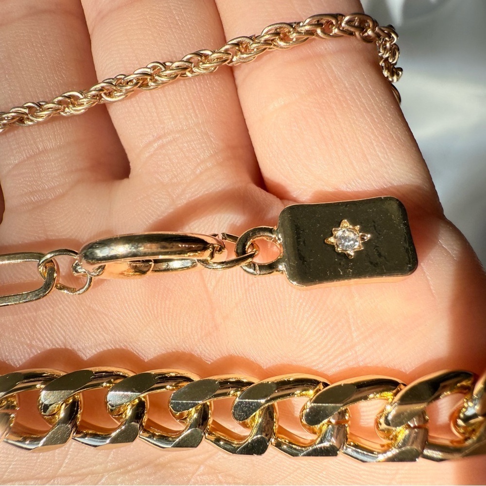 Jewels Galaxy stunning gold plated
3x set - Picture 8 of 9